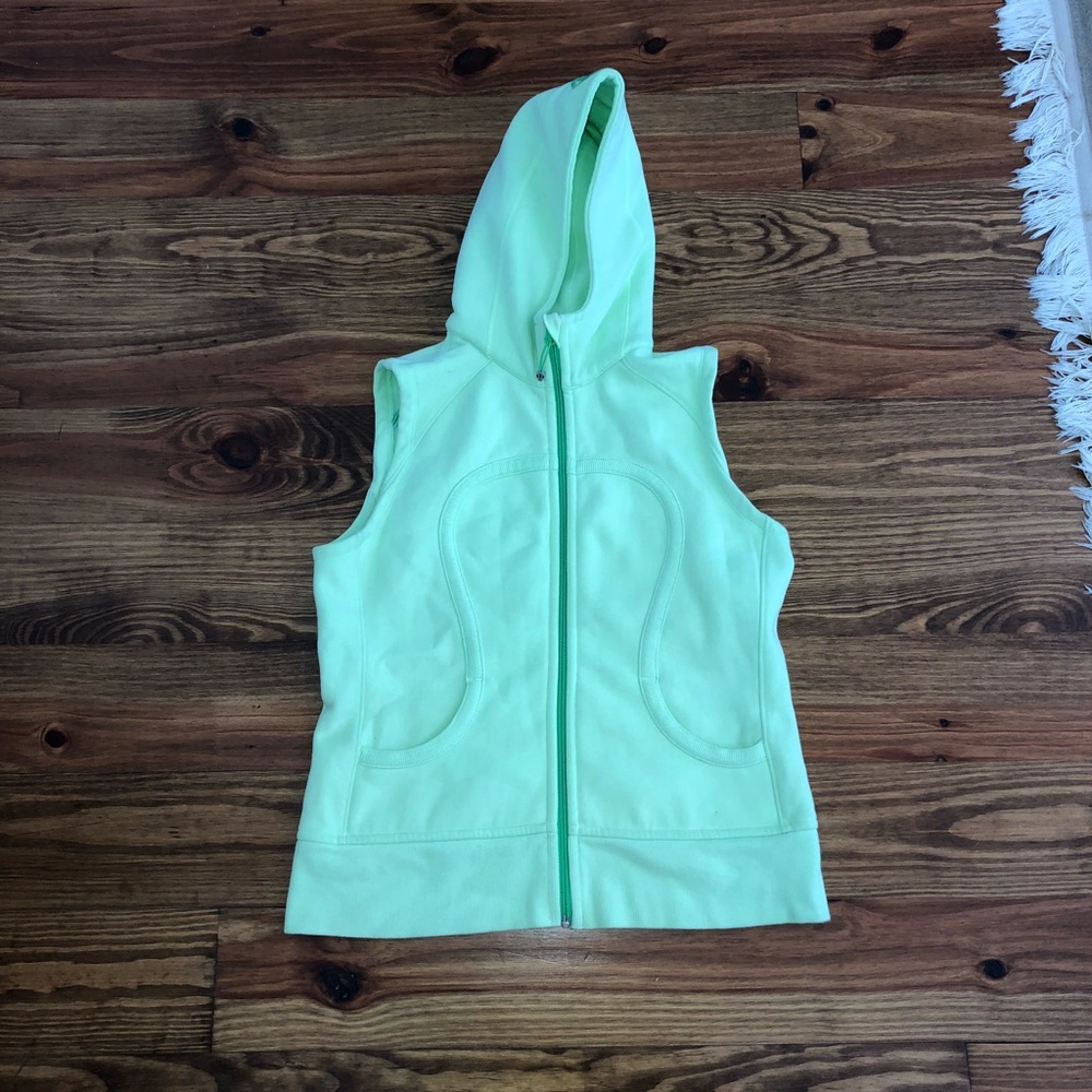 Lululemon green vest